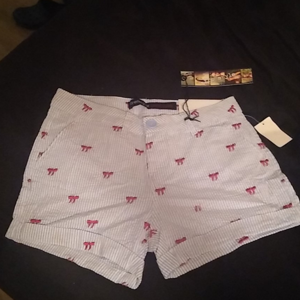 NWT freestyle cargo shorts